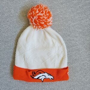 NFL Women's Denver Broncos Beanie